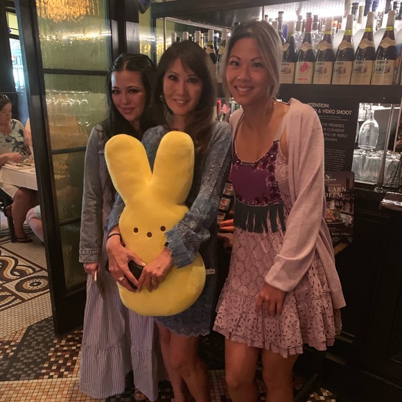 Meet Your Posher, Linda! - Picture 7 of 8